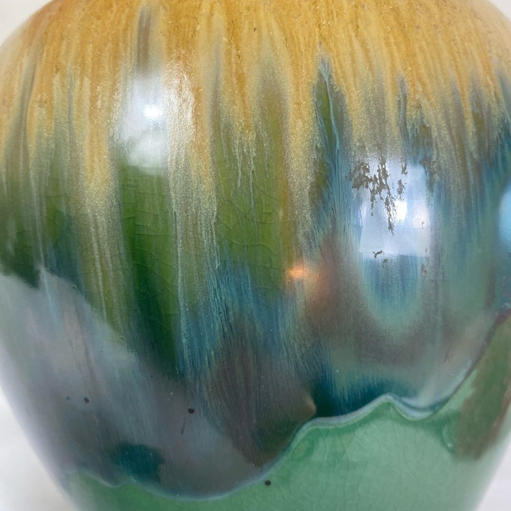 Elegant Green and Brown ceramic Vase with drip glaze - Picture 3 of 6